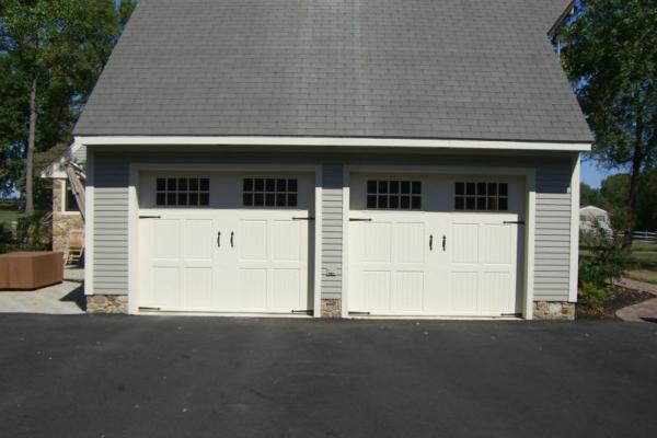 Carriage House Stamped in White